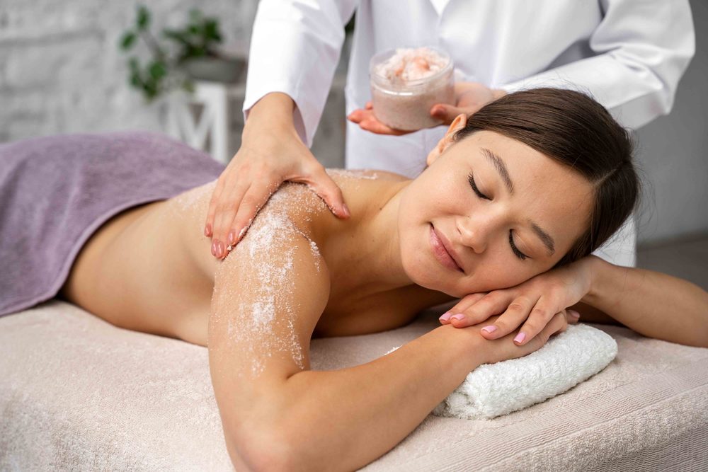 Body polishing and wellness treatment